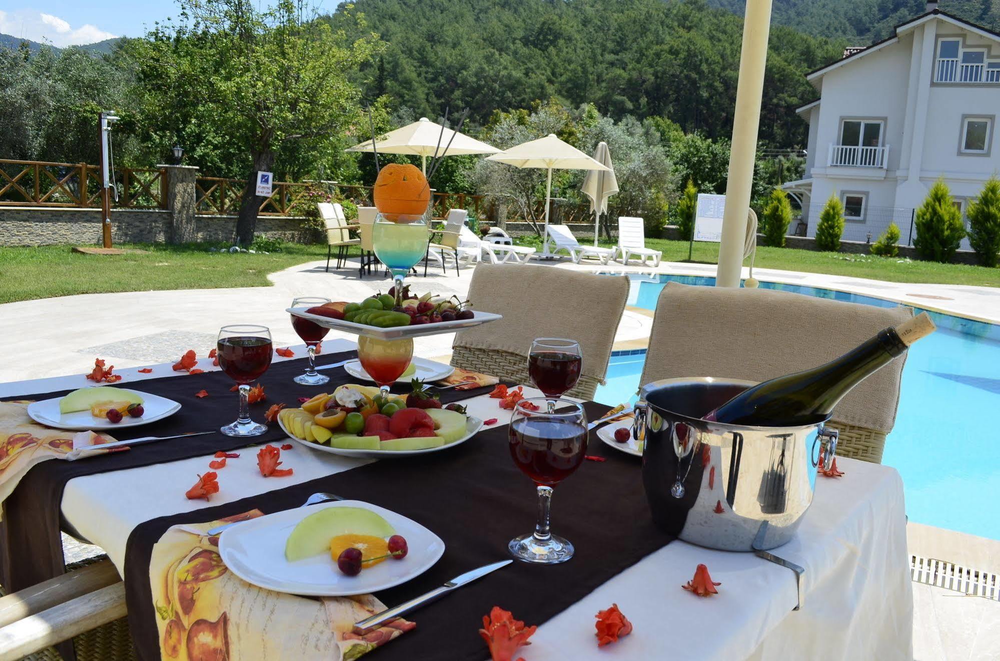 Mesken Inn Hotel Göcek Eksteriør billede